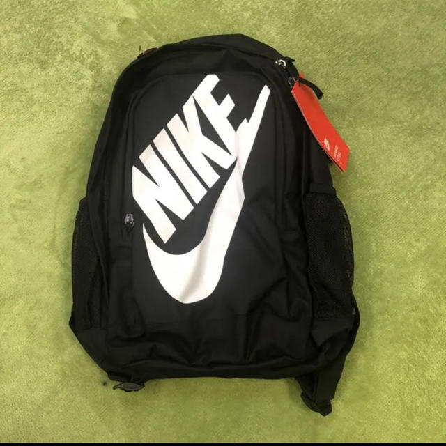 新品　未使用　NIKE　フューチュラ　ヘイワード　リュック　バッグパック　25L