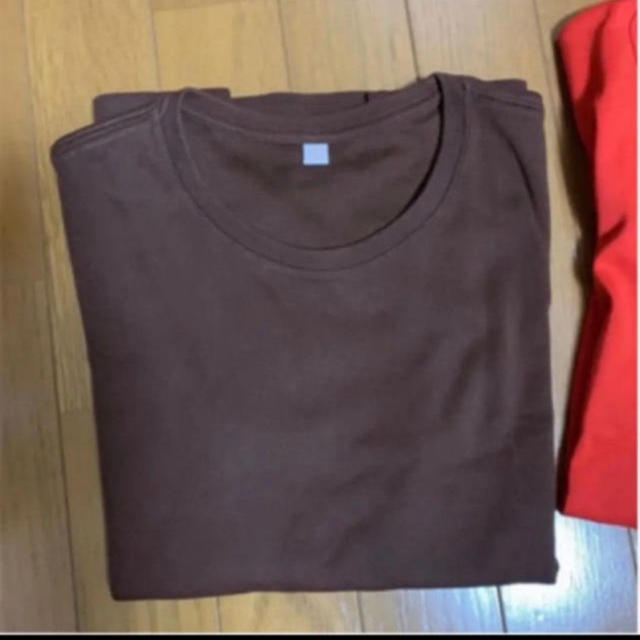 UNIQLO(ユニクロ)のユニクロTシャツ2枚セット レディースのトップス(Tシャツ(半袖/袖なし))の商品写真