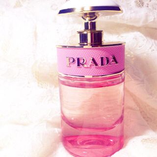 プラダ(PRADA)のPRADA 香水30ml(香水(女性用))