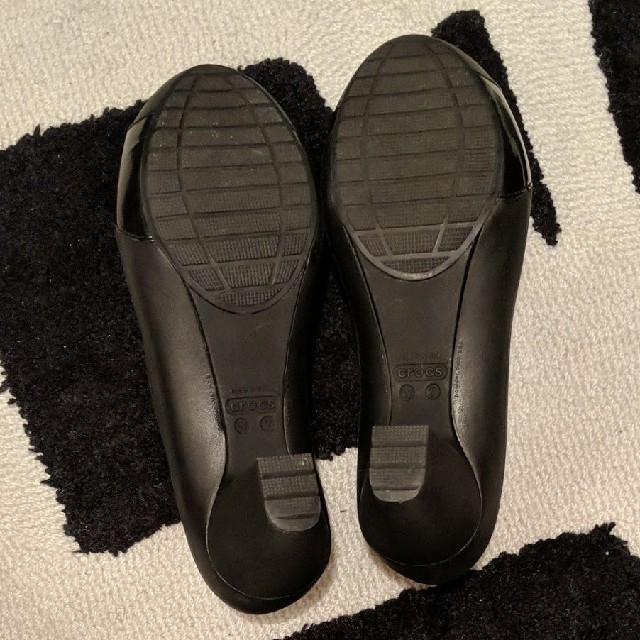 crocs(クロックス)の【ponponrinさま専用】crocs クロックス ジアンナ ヒール 黒 レディースの靴/シューズ(ハイヒール/パンプス)の商品写真