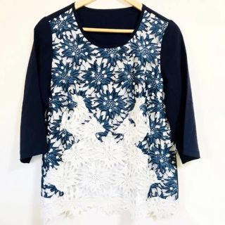 ザラ(ZARA)の1枚でサラッと着れます(๑˃̵ᴗ˂̵)✨‼️❤️お花刺繍レース❤️ブラウス(シャツ/ブラウス(長袖/七分))