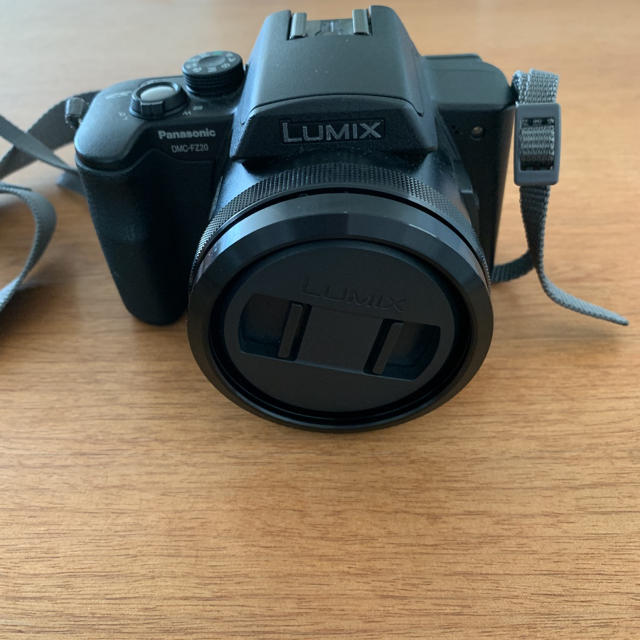 Panasonic(パナソニック)のパナソニック　lumix dmc-fz20 ライカレンズ スマホ/家電/カメラのカメラ(デジタル一眼)の商品写真