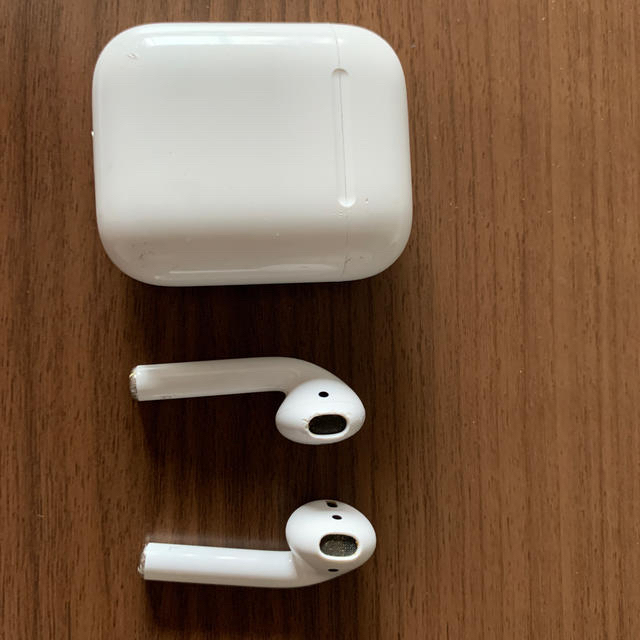 Apple - Apple AirPods アップル エアポッツ 正規品 第一世代の通販 by rman's shop｜アップルならラクマ