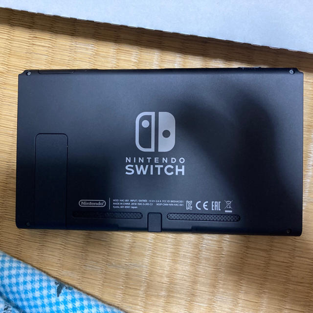 任天堂　Switch 旧型