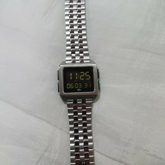 adidas(アディダス)の限定大特価★18700円→5000円★アディダス腕時計ARCHIVE_M1⑰ メンズの時計(腕時計(アナログ))の商品写真