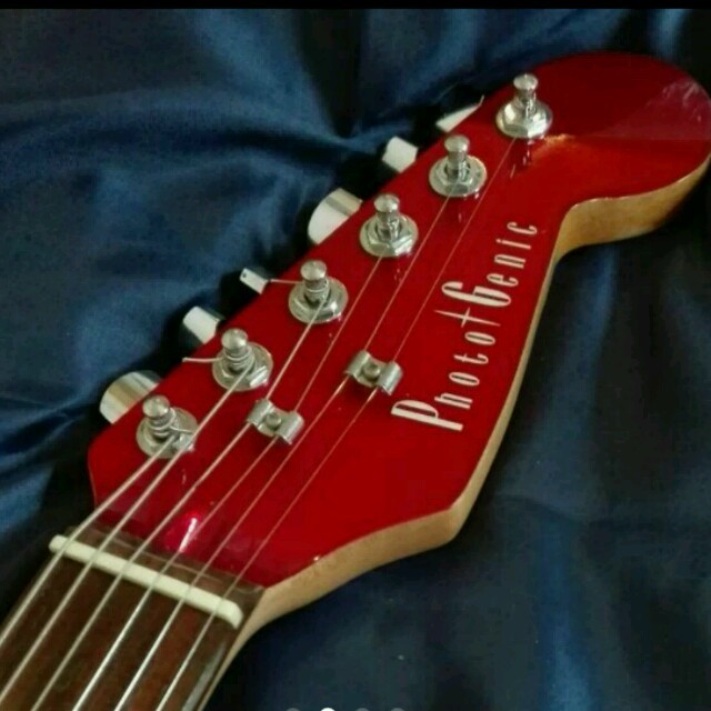 入門向けエレキギター+おまけ付き 楽器のギター(エレキギター)の商品写真