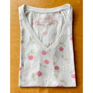 キャスキッドソン(Cath Kidston)のキャスキッドソン x ユニクロ チェリー Vネック Tシャツ ブルー S(Tシャツ(半袖/袖なし))