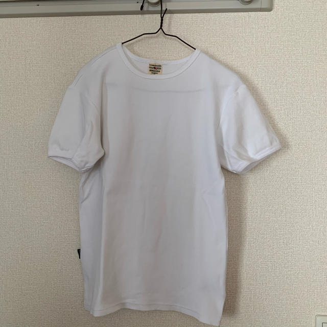 AVIREX(アヴィレックス)の美品　無地　tシャツ  メンズのトップス(Tシャツ/カットソー(半袖/袖なし))の商品写真