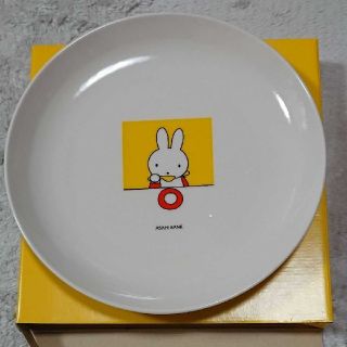 大皿ミッフィー  28㎝未使用品(食器)