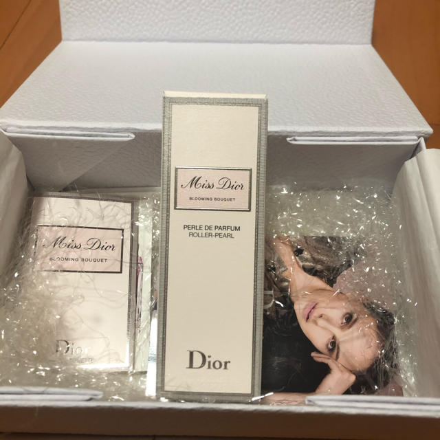 Dior(ディオール)のHikari様専用　Miss Dior ブルーミングブーケ コスメ/美容の香水(香水(女性用))の商品写真