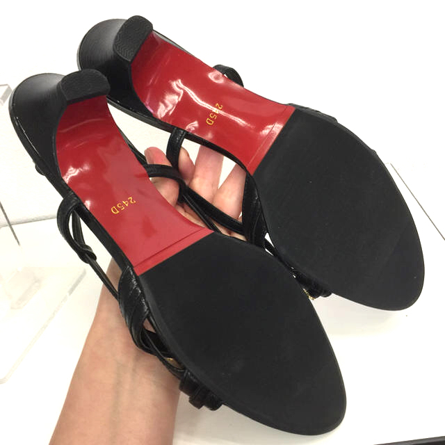 DIANA(ダイアナ)のSALE‼️高級 ヤギ革 サンダル パンプス ヒール スワロフスキー クリスタル レディースの靴/シューズ(サンダル)の商品写真