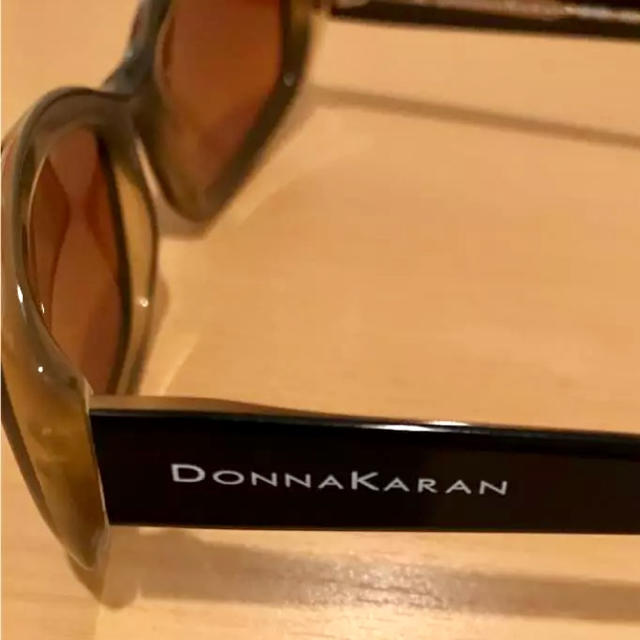 Donna Karan(ダナキャラン)のDＯNNAKARAN New York サングラス レディースのファッション小物(サングラス/メガネ)の商品写真