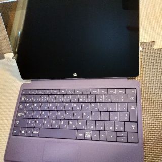 マイクロソフト(Microsoft)のsurface RT 32GB(タブレット)