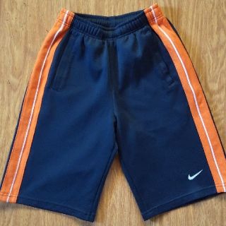 ナイキ(NIKE)のジャカルタマンボーさま専用☆ナイキジャージ☆140(その他)