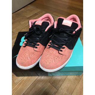 ナイキ(NIKE)のNike sb dunk low salmon(スニーカー)