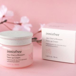 イニスフリー(Innisfree)の:->bata:->様専用　トーンアップクリーム(化粧下地)