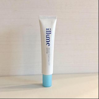 Illume 定価3780円 イリューム モイストキャプチャー Uvの通販 ラクマ