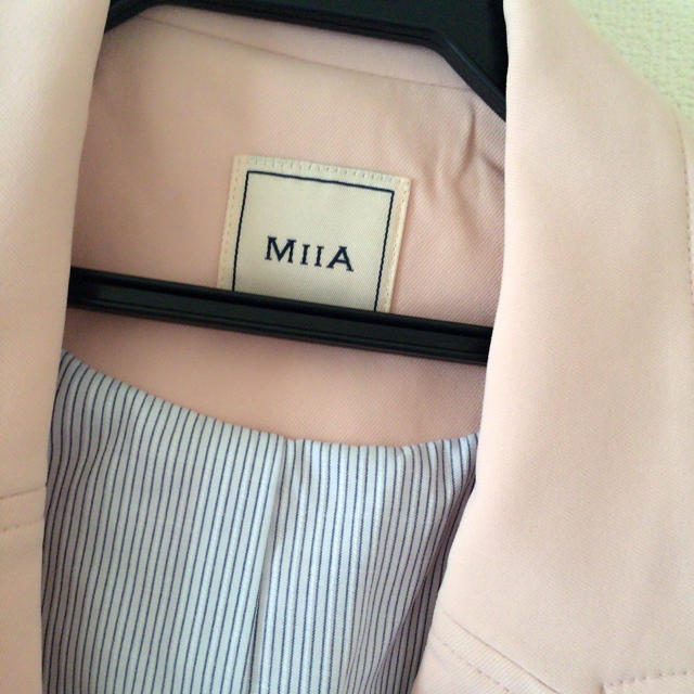 MIIA(ミーア)のMIIA テーラードジャケット レディースのジャケット/アウター(テーラードジャケット)の商品写真