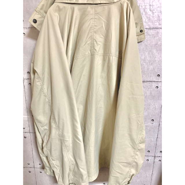 THE NORTH FACE(ザノースフェイス)のノースフェイス マウンテンパーカー(フードなし)  ホワイトベージュ メンズのジャケット/アウター(マウンテンパーカー)の商品写真