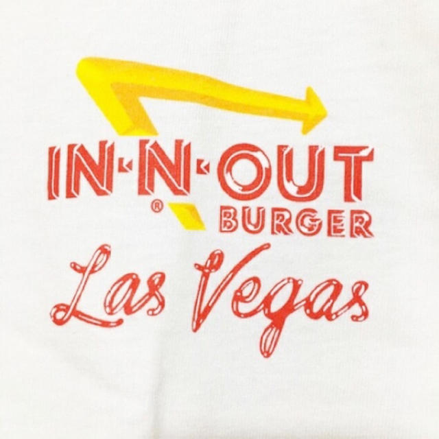 【新品】IN-N-OUT BURGER S/S Tee Las Vegas メンズのトップス(Tシャツ/カットソー(半袖/袖なし))の商品写真