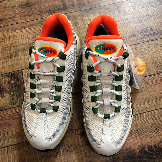 NIKE(ナイキ)のair max 95 era エアマックス　23.5 レディースの靴/シューズ(スニーカー)の商品写真