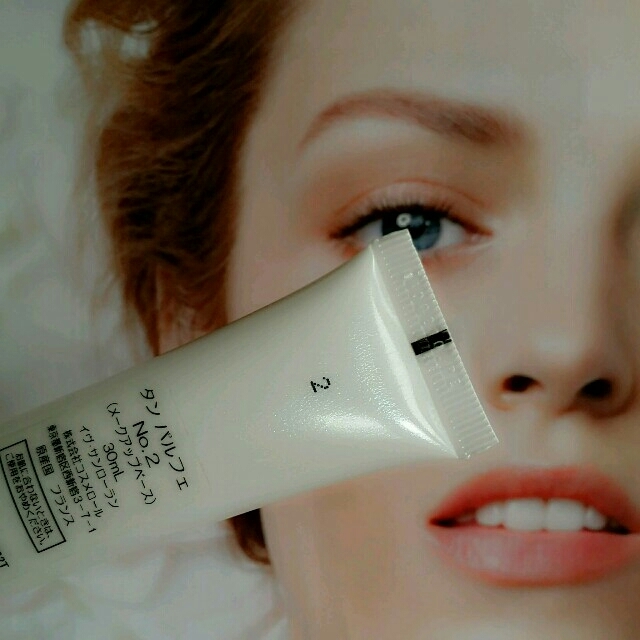 Yves Saint Laurent Beaute(イヴサンローランボーテ)のイヴ・サンローラン　化粧下地♪ コスメ/美容のベースメイク/化粧品(化粧下地)の商品写真