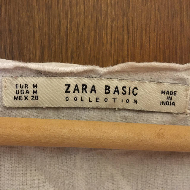ZARA(ザラ)のZARA 花柄 レース ブラウス トップス レディースのトップス(シャツ/ブラウス(半袖/袖なし))の商品写真