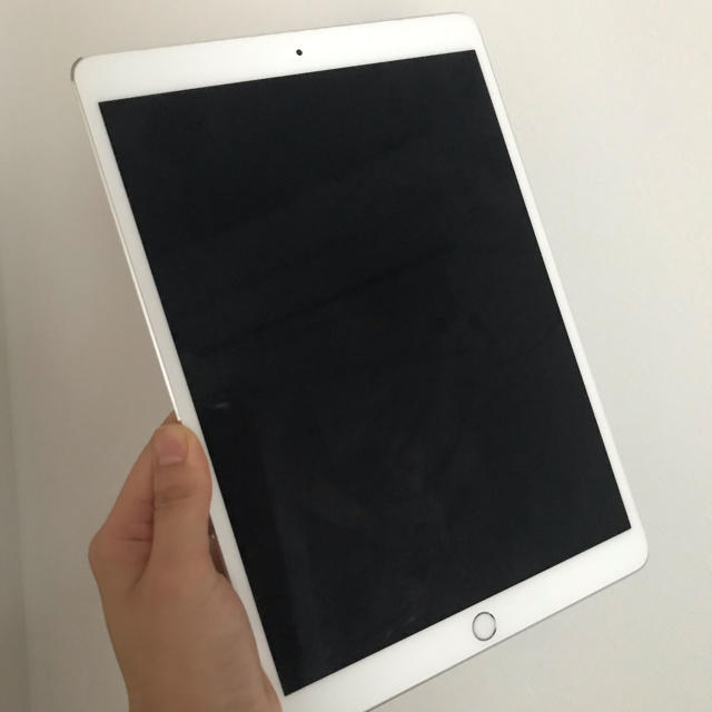 iPad Pro 10.5インチスマホ/家電/カメラ