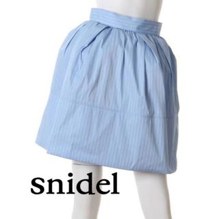 スナイデル(SNIDEL)の【極美品】snidel タフタフレアミニスカート(ミニスカート)