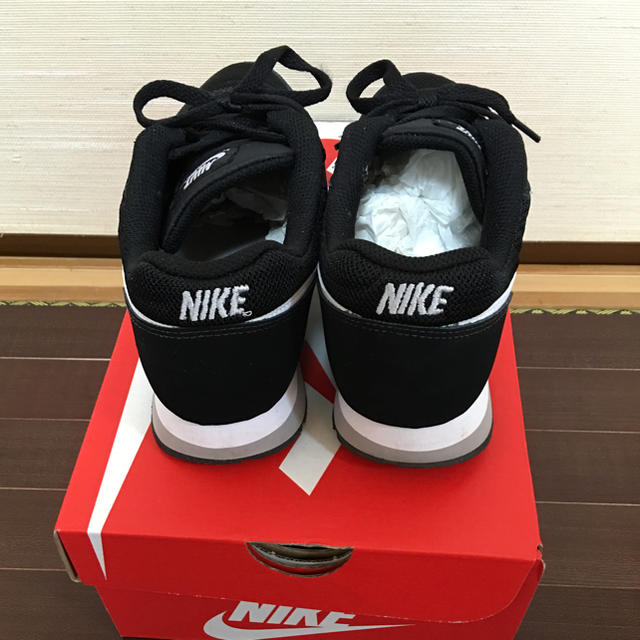 NIKE MDランナー2 黒23 美品 2