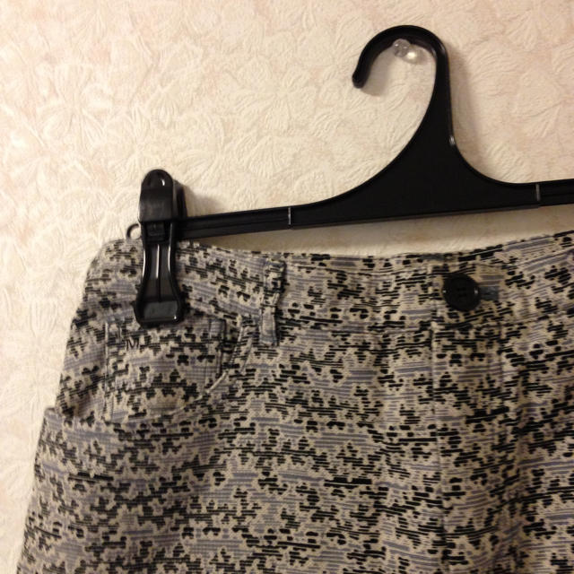 MARC JACOBS(マークジェイコブス)のマークジェイコブズ、迷彩スカート レディースのスカート(ミニスカート)の商品写真