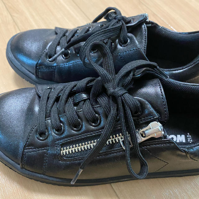 RAD CUSTOM(ラッドカスタム)のBEBE ブラック  シューズ　フォーマル キッズ/ベビー/マタニティのキッズ靴/シューズ(15cm~)(フォーマルシューズ)の商品写真