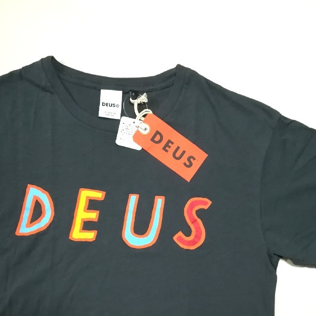 Deus ex Machina(デウスエクスマキナ)のひまわり0303さん専7/9 新品　DEUS EX MACHINA Tシャツ メンズのトップス(Tシャツ/カットソー(半袖/袖なし))の商品写真