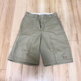 ディッキーズ(Dickies)のDICKIES ハーフパンツ　ベージュ(ワークパンツ/カーゴパンツ)