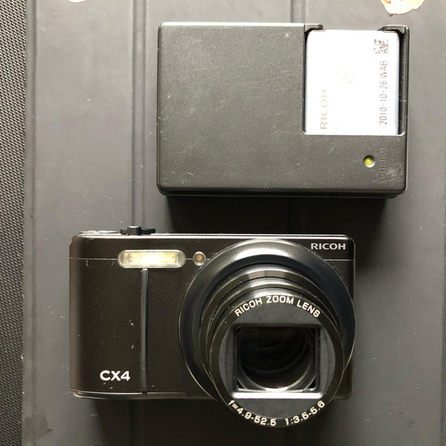 RICOH(リコー)のRICOH CX4 ジャンク品 スマホ/家電/カメラのカメラ(コンパクトデジタルカメラ)の商品写真