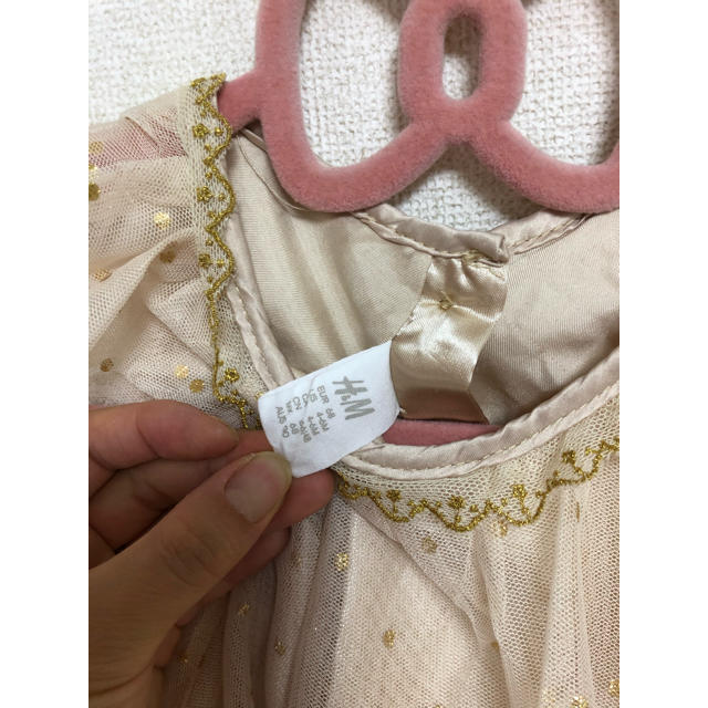 H&M(エイチアンドエム)の【H＆M】美品　ドットチュールワンピース キッズ/ベビー/マタニティのベビー服(~85cm)(ワンピース)の商品写真