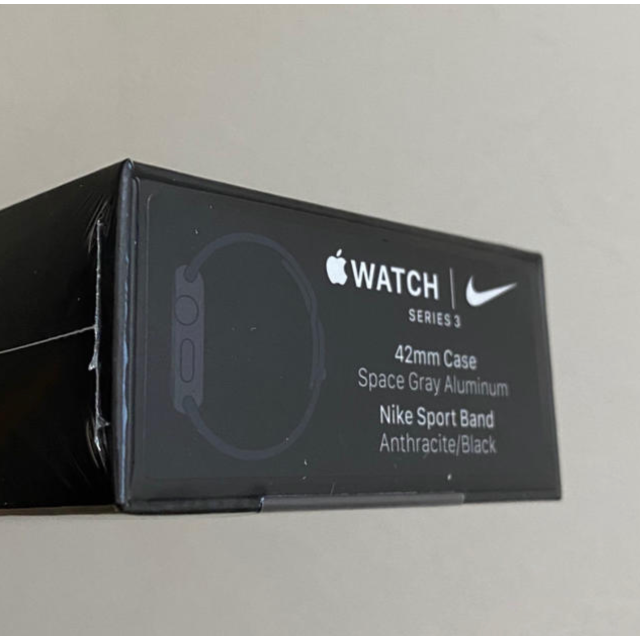 Apple Watch Nike + Series3 42mm MTF42J/A メンズの時計(腕時計(デジタル))の商品写真