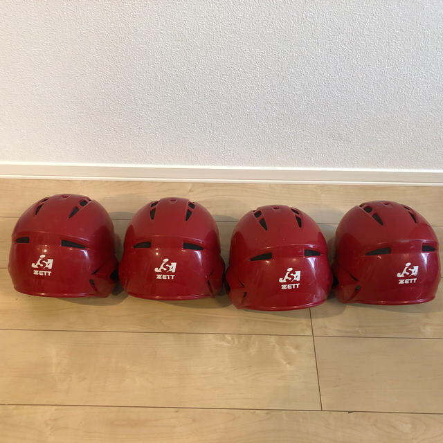 ソフトボール用ヘルメット4個　バックセット