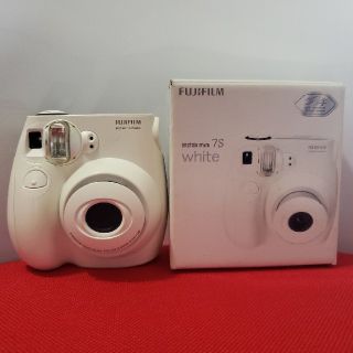 フジフイルム(富士フイルム)のチェキ instax mini 7S ホワイト富士フィルム　中古(フィルムカメラ)