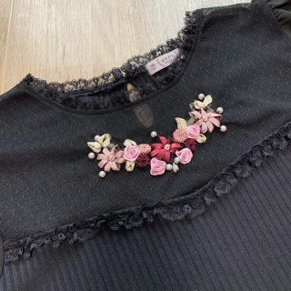 アクシーズファム(axes femme)の☆刺繍カットソー☆(カットソー(半袖/袖なし))