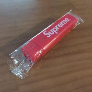 シュプリーム(Supreme)のsupreme 携帯歯ブラシ ノベルティ 歯ブラシ(歯ブラシ/デンタルフロス)