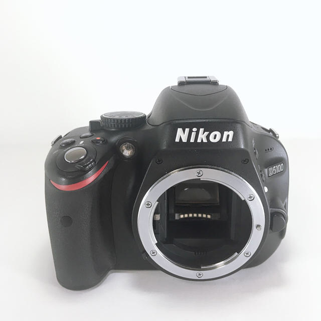 Nikon D5100 18-55VR レンズキット