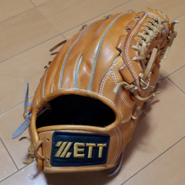 ZETT(ゼット)のゼット軟式グラブ スポーツ/アウトドアの野球(グローブ)の商品写真