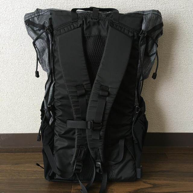 【新品未使用】山と道mini Black Heather スポーツ/アウトドアのアウトドア(登山用品)の商品写真