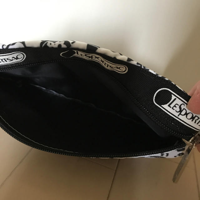 LeSportsac(レスポートサック)のレスポーサック　ポーチ レディースのファッション小物(ポーチ)の商品写真