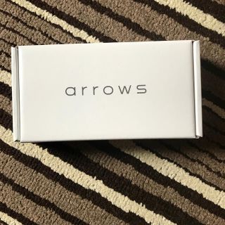 アローズ(arrows)のarrows M5 ホワイト(スマートフォン本体)