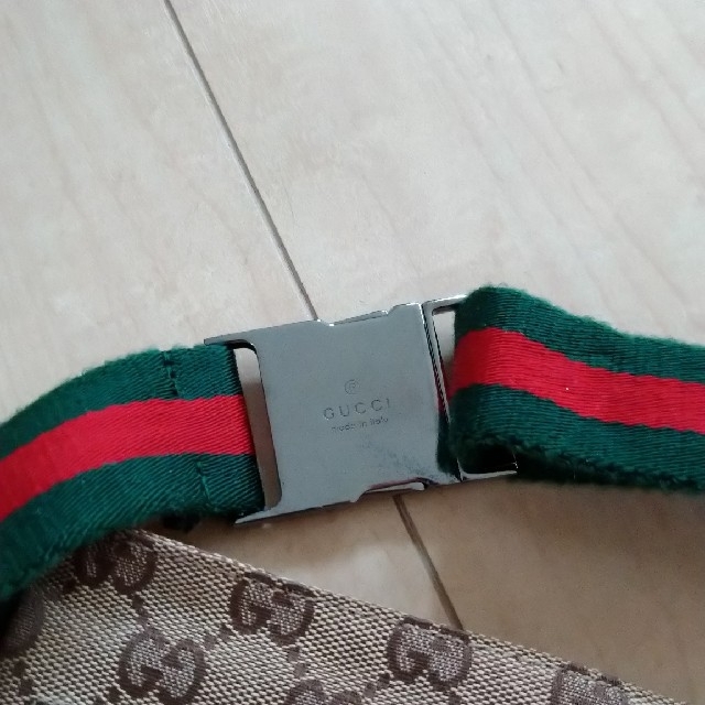 Gucci(グッチ)のウエストポーチ★専用 レディースのバッグ(ボディバッグ/ウエストポーチ)の商品写真