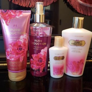 ヴィクトリアズシークレット(Victoria's Secret)のVictoria's secret pure seduction ボディミスト4(香水(女性用))