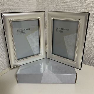 お値下げしました！新品未使用　SILVER PLATED フォトフレーム(フォトフレーム)