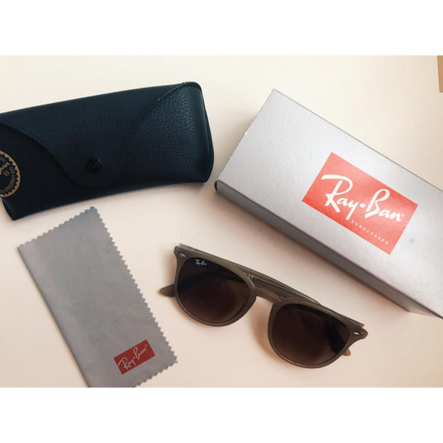 Ray-Ban サングラス